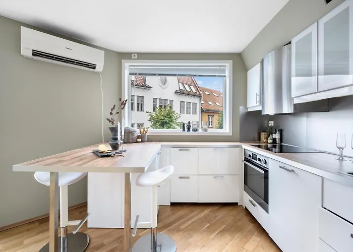 Super With Balcony דירה *